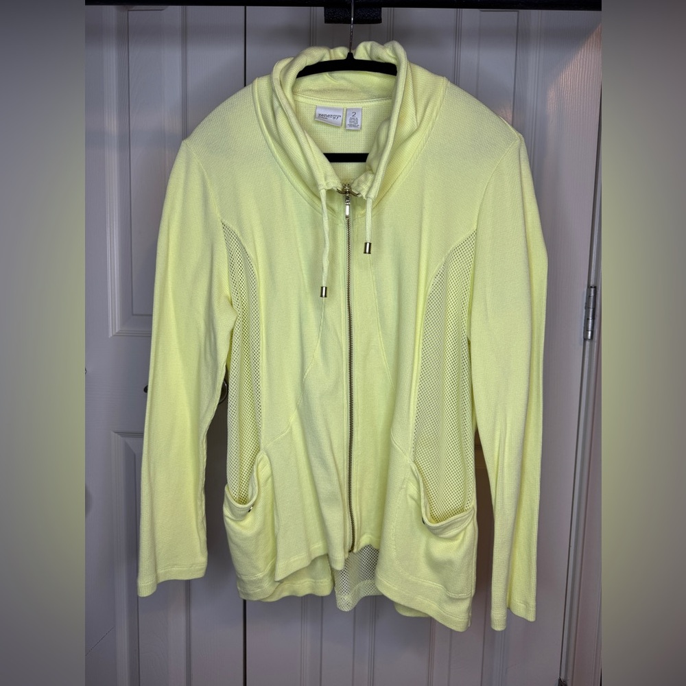 Chico’s Zenergy long sleeve full zip yellow jacket women size large